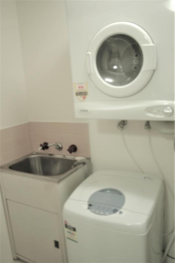 Accommodation Sydney - Kent Street Sydney Cbd Top Floor 2 Bedroom Apartment With Balcony מראה חיצוני תמונה
